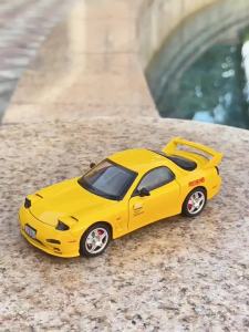 MAKEDA | Scale 1:32 RX7-FD Miniature Sportscar Alloy Diecast Toys Model with Light Music Pull Back Cars Collecting Gifts From Enthusiasts