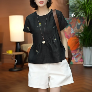 Shalldoer | ชุดลำลองสำหรับผู้หญิงในช่วงฤดูร้อนปี 2025 ชุดสองชิ้น แขนสั้นป้องกันแสงแดด ผ้าบาง ลายปัก กระโปรงสั้นสีขาว เสื้อผ้าทำงาน