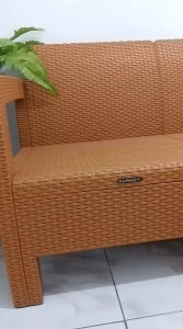 Kursi duduk panjang merk napoly coklat ukuran panjang 13cm x lebar 60 cm x tinggi 60 cm cuci rumah mau pindahan barang masih bagus layak pakai