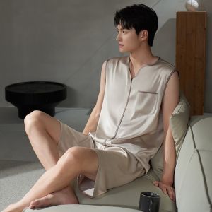 Victoria Luxury Mens ฤดูร้อน Thin ผ้าไหม Nightgown Home Clothes เสื้อกั๊ก กางเกงขาสั้น ขนาดใหญ่ High Sensation ชุดนอน สไตล์ลำลอง