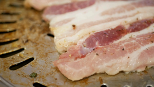 Master Grocer Pork Belly Skin on Sliced 500g - Frozen