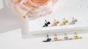 1 Pair Cute Cat Stainless Steel Stud Earrings for Mens Womens Punk Students Gifts Trend Fashion Small Ear Studs Jewelry