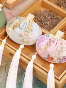 ของขวัญปีใหม่ กระเป๋าใส่กลิ่นปักลายกระต่ายหยก ตกแต่งบ้านสไตล์จีนโบราณ เครื่องประดับผูกคอสำหรับผ้าฮันฟู