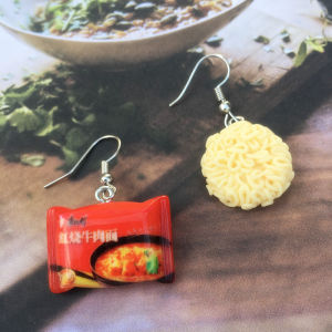 I Want to Eat Creative Fun Instant Noodles Earrings Artificial Candy Toy Asymmetric Exaggerated Funny Instant Noodles Ear Clip Earrings Women