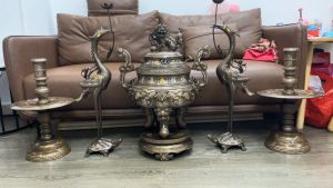 Bộ đỉnh khảm tam khí 70cm (Đồng đỏ vàng bạc) ngũ sự gồm: Quả đỉnh 2 hạc 2 chân nến thờ cúng