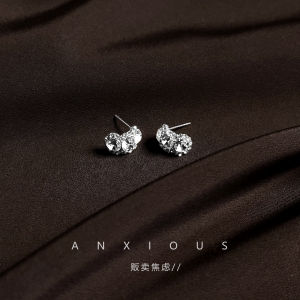 Elegant French Vintage Olive Green Earrings Womens Fine Jewelry Fashion Accessories Luxury Minimalist Style Alloy Gold Plated