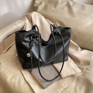 กระเป๋าสะพายไหล่ทรงสี่เหลี่ยมขนาดใหญ่แบบลำลองสำหรับผู้หญิง กระเป๋าถือทรงสี่เหลี่ยมด้านเท่าแบบลำลองสำหรับเดินทางไปทำงานในฤดูใบไม้ร่วงและฤดูหนาว