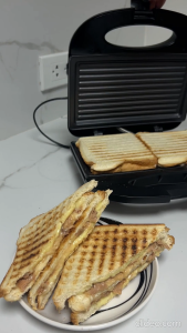 Dowell Non-Stick Sandwich Maker | SMG-125