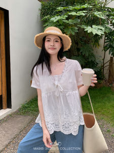 MASISI | Stomach Concealing Slim Fit French Style V-Neck Embroidered Faux Layer Top