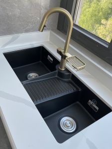 อ่างซักผ้าระเบียงอ่างซักผ้าเซรามิกอ่างซักผ้าในครัวเรือนขนาดใหญ่สีดำอ่างล่างชั้นวางของอ่างซักผ้า