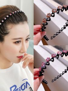 Stylish Korean Version Diamond Hairband for Adult Women Anti-Slip Hair Clip Fashionable Simple Hair Accessory Perfect for Washing Face