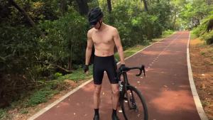 x-tiger | X-TIGER Mens Mountain Bike Shorts with Sponge Pad Chamois Pro Cycling Shorts Breathable Quick Dry Road Cycling Clothes