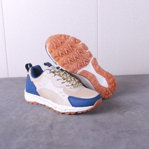 Couples Waterproof Running Shoes Outdoor Low-Top Hiking Dirt-resistant Light Walking Shoes for Mountains And Rainy Weather