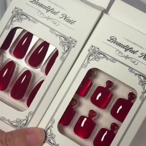 48Pcs Ruby Red Cat Eye Fake Fingernail&Toenail Short Square Toenails Medium Almond Press On Nails Sparkling Summer Foot Hand Set