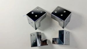 Bộ 04 ke góc vuông chân kép đóng tủ máy âm thanh tủ case thùng loa . Loại tốt