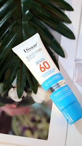 Disaar Sunscreen Badan untuk Skin Barrier Protect Melindungi dari Sinar Matahari SPF60 PA+++ 50ml XX224