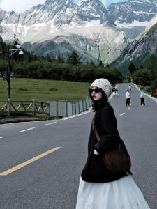 Travel Womens Knitted Hat Summer Cool Hollow out Headwear Turban Style No Brim Hat Casual round Top Cap for Autumn Spring