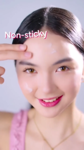 [HOT] BUY 1 TAKE 1 Pomegranate  Niacinamide Brightening Moisture Cream Glowing Moist Repair Barrier Fades Dark Spot Moisturizer Cream Face Moisturiser Day Cream 30g  Sensitive Skin  FDA Approved