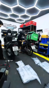 ถาดสไลด์/เฉพาะถาด ((ใส่กับแร็คท้ายมอไซค์เท่านั้น)) แบรนด์แท้หุ้มกล่องซิ่ง