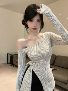 GUZILIAN | เสื้อถักแขนยาวคอเฉียงเซ็กซี่สำหรับผู้หญิง ทรงเข้ารูป ดีไซน์ไม่สมมาตร ลายทางแนวตั้ง เสื้อชั้นในผู้หญิง สายรัด แขนยาว