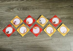 Bán lẻ giấy viết thư pháp đủ mẫu đủ kích thước giá bán là 1 tờ (chỉ bán giấy ko bán trục treo)