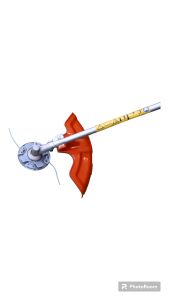 Bát cước cắt cỏ