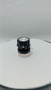 Kenop potensio A04 - kenop potensio baut  3 pcs