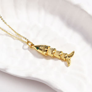 Luxury Sparkling Cubic Zirconia Fish Pendant Stainless Steel Womens Necklace Fashion Waterproof Jewelry Gifts