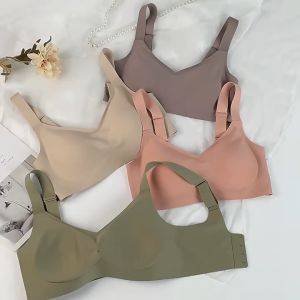 เสื้อชั้นในสตรี B-105 เสื้อในเก็บด้านข้างได้ดี มี4ตะขอปรับได้อย่างอิสระ ผ้านุ่ม ไม่มีโครงเหล็ก ใส่สบายตลอดวัน พร้อมส่ง