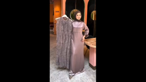 Gamis Set Outer Terpisah Renata Dres KF Velvet Mix Brukat Aplikasi Tile Raindrop M L XL XXL 3XL Dress Brokat Kondangan Wanita Mewah Elegan Busui Baju Bridesmaid Pernikahan Seragaman Remaja Kekinian Viral Warna Burgundy Emerald Mahogany Ivory Taupe Hitam