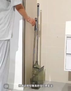 OHHDEER Broom and Dustpan Set with Long Handle Portable Clear Dustpan Broom Combo Set & Comb Teeth