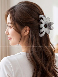 PINK EMPRESS | Elegant Floral Design Hair Clip Medium