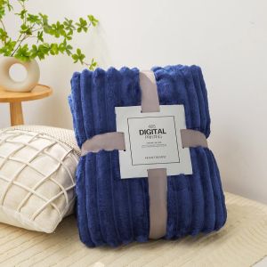 1pc Fluffy Coral Velvet Blanket Air-Conditioned Flannel Plush Comfortable Thickened and Warm Soft Plush Throw Blanket Bed Cover