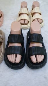Sendal Jisoo Viral Wanita Selop Wedges Platform  Lucu Kekinian Eva Rubber Ringan Anti Slip Sendal Cewek Fashion Korean Style Purnadi P08 Hitam Black