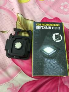 Đèn pin mini siêu sáng 3 chế độ có nam châm sau lưng có đồ khui nước ngọt có dây sạc type C