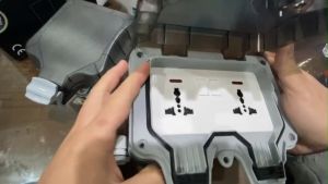 Ổ cắm điện chống nước IP66 - ổ cắm chống nước cao cấp ( đã gồm ổ cắm bên trong )