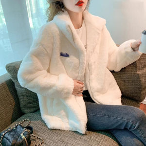 Stylish Thickened Short White Lamb Wool Coat