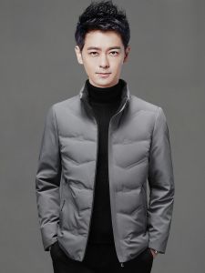 ROMON | เสื้อแจ็คเก็ตขนเป็ดหนาแบบบางสำหรับผู้ชาย ฤดูหนาว 2023 คอตั้ง ปกติ ขนเป็ดขาว 90% ผ้าไนลอน 86% ยางยืด 14%