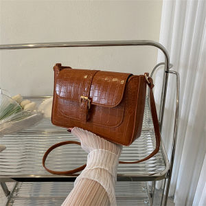 Underarm Bag New New Arrival Trendy Summer Easiest for Match Shoulder Messenger Bag Fashion Minority Design Textured White Womens Bag