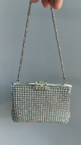 [ Woosilver ] Túi Dự Tiệc Đính Đá Ánh Bạc Vintage – Secondhand – TX449