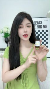 Dr. Lucel 7.5% Vitamin C Revitalizing Face Serum 37ml / with Niacinamide Brightens and Repairs Skin Reduces Dark Spots Evens Tone Hydrates Promotes a Youthful Radiant Complexion