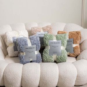 Jacquard Tafu Fleece Blanket Solid Color Winter Plush Fleece BedspreadWarm All-Season Polyester Throw for Bed and Office NapMachine Washable-Without Pillowcase