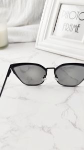 Viendo Kacamata Anti Radiasi Photocromic Minus Wanita Pria Cowok Komputer Hp Kaca Mata Optik 2 in 1 Bluecromic Potocromic Fotocromi Fashion Style Anti Blueray Cat Eye Frame -1/-1.5/-2/-2.5/-3/-3.5/-4/-4.5/-5/-5.5/-6