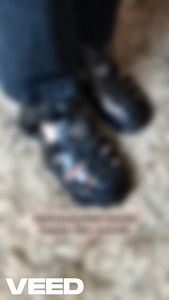 REAL PICT Sepatu Sandal Pria Wanita Empuk & Tidak Licin
