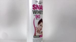 Snail White With Glutathione Spf 90 PA+++ Body Lotion 500ML Collagen Whitening Beauty Lotion