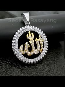 Liontin Allah Berlian Gaya Hip Hop Muslim Untuk Pria