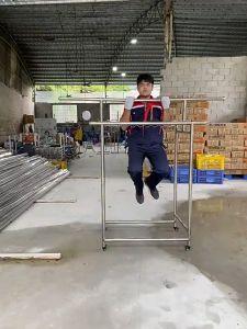 PACPIE Rak Gantungan Baju Serbaguna Dengan Roda Stainless Steel Rak Pakaian Fleksibel Panjangnya bisa dipanjangkan hingga 202cm