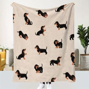 VIKAMA Cute Dachshund Blanket Soft And Skin-Friendly Flannel Cartoon Printed Blanket Sofa Bedroom Dormitory Nap Blanket