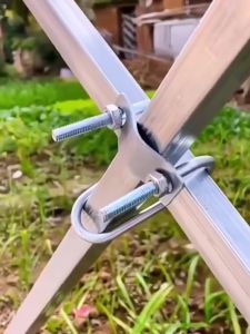 6PCS/SET Klem Pipa Plat Seng Klem Pipa Silang Berbentuk U Ganda Ukuran Universal/Klem Penjepit Pengait Pipa Conduit Listrik Air Screw Pipe Clamp