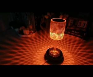 Đèn Pha Lê Để Bàn Đèn Ngủ Pha Lê 16 Màu Có Remote Sạc USB Tiện Lợi Decor Trang Trí Phòng Ngủ